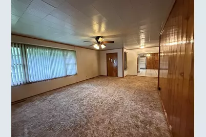 1048 Warren Street, Henry, IL 61537 - Photo 13