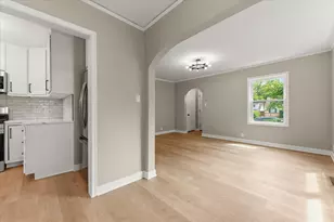 305 S Fair St, Champaign, IL 61821 - Photo 11