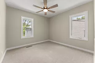 305 S Fair St, Champaign, IL 61821 - Photo 19
