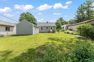 305 S Fair St, Champaign, IL 61821 - Photo 33