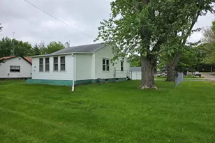 811 Jackson St, Prophetstown, IL 61277 - Photo 9