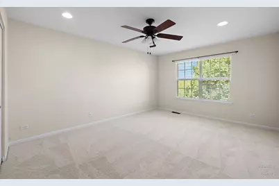 113 Valencia Parkway, Gilberts, IL 60136 - Photo 19