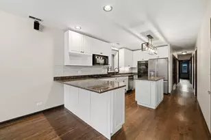 619 N Racine Ave, Chicago, IL 60642 - Photo 15