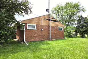 2335 N 30th Rd, Marseilles, IL 61341 - Photo 5