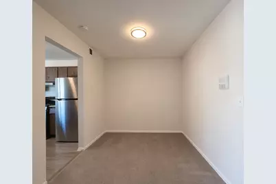 355 Lambert Drive #D2, Schaumburg, IL 60193 - Photo 5