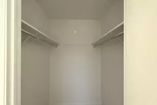 355 Lambert Dr, Schaumburg, IL 60193 - Photo 9
