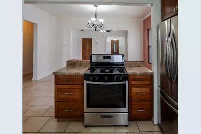913 Oakland Avenue, Joliet, IL 60435 - Photo 5