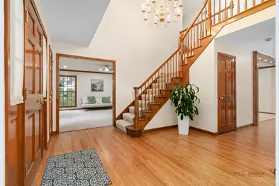 2872 Whispering Oaks Court, Buffalo Grove, IL 60089 - Photo 3