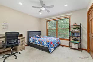 2872 Whispering Oaks Ct, Buffalo Grove, IL 60089 - Photo 23