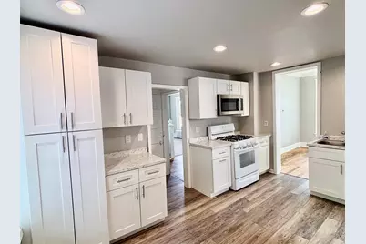910 N State Street, Belvidere, IL 61008 - Photo 11