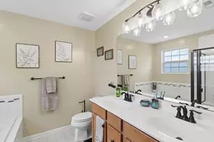 3811 Ivy Ln, Elgin, IL 60124 - Photo 25