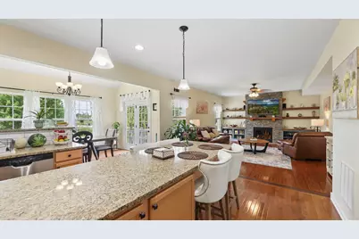 3811 Ivy Lane, Elgin, IL 60124 - Photo 11