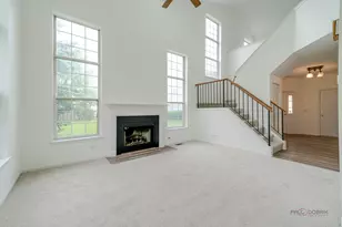 4456 W Quill Ln, Waukegan, IL 60085 - Photo 9