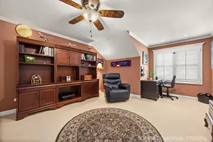 1028 Crestwood Cir, Saint Charles, IL 60175 - Photo 25