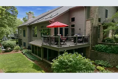 1028 Crestwood Circle, Saint Charles, IL 60175 - Photo 35