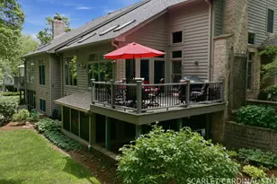1028 Crestwood Cir, Saint Charles, IL 60175 - Photo 35