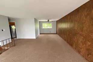 815 Oriole Dr, Streamwood, IL 60107 - Photo 5