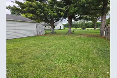 2203 20th Avenue, Sterling, IL 61081 - Photo 15