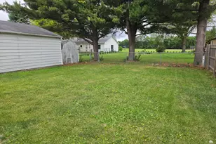 2203 20th Ave, Sterling, IL 61081 - Photo 15