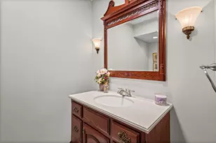 1227 S Highland Ave, Arlington Heights, IL 60005 - Photo 11