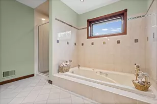 1227 S Highland Ave, Arlington Heights, IL 60005 - Photo 17