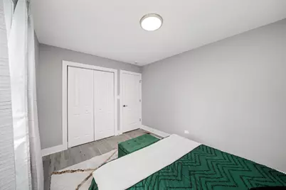 819 E 98th Place, Chicago, IL 60628 - Photo 31