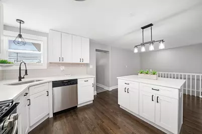 819 E 98th Place, Chicago, IL 60628 - Photo 19