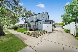 7826 Natchez Ave, Burbank, IL 60459 - Photo 1