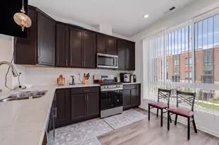 1271 Catalina Ct., Schaumburg, IL 60173 - Photo 3