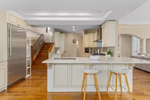 244 Clair View Ct, Lake Zurich, IL 60047 - Photo 11