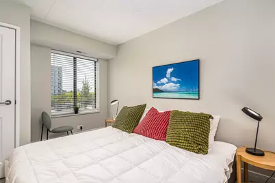 637 E Woodland Park Avenue #402, Chicago, IL 60616 - Photo 13
