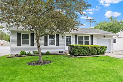 4905 Prairie Avenue, McHenry, IL 60050 - Photo 1