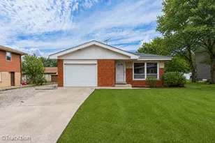 7719 Gail Ave, Darien, IL 60561 - Photo 1