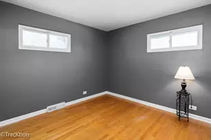 7719 Gail Ave, Darien, IL 60561 - Photo 13
