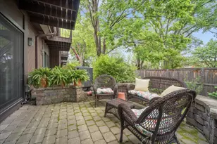 1617 Winnetka Rd, Glenview, IL 60025 - Photo 23