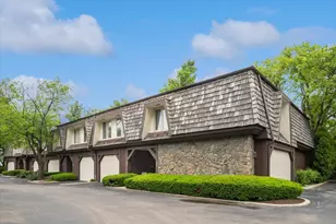 1617 Winnetka Rd, Glenview, IL 60025 - Photo 1