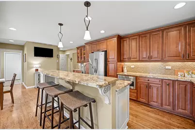 184 N Kenilworth Avenue, Glen Ellyn, IL 60137 - Photo 17