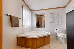 5715 Cypress Ln, Machesney Park, IL 61115 - Photo 13