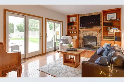 590 Hapsfield Lane, Buffalo Grove, IL 60089 - Photo 13