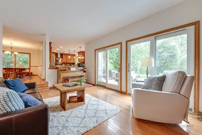 590 Hapsfield Lane, Buffalo Grove, IL 60089 - Photo 15