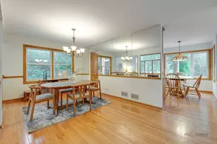 590 Hapsfield Ln, Buffalo Grove, IL 60089 - Photo 7