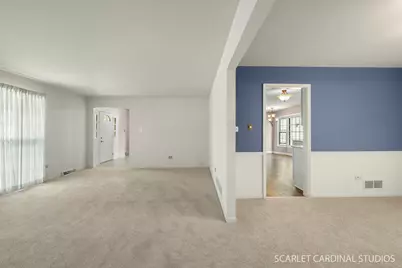 907 Secretariat Drive, Naperville, IL 60540 - Photo 7