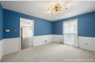907 Secretariat Drive, Naperville, IL 60540 - Photo 9