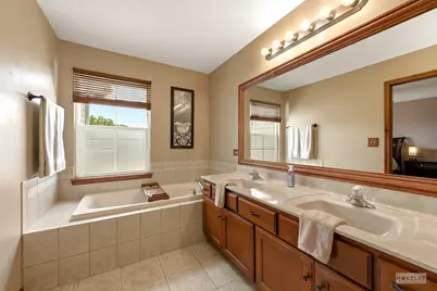 16747 Winding Creek Road, Plainfield, IL 60586 - Photo 21