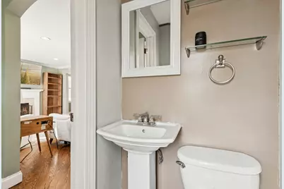 8646 Harms Road, Skokie, IL 60077 - Photo 7
