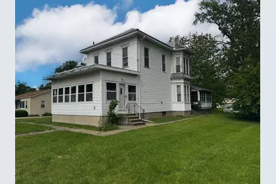 927 S Vermillion Street, Streator, IL 61364 - Photo 3