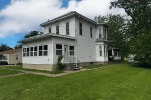 927 S Vermillion St, Streator, IL 61364 - Photo 3