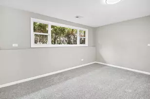 7450 Astor Ave, Hanover Park, IL 60133 - Photo 13