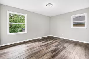 7450 Astor Ave, Hanover Park, IL 60133 - Photo 9