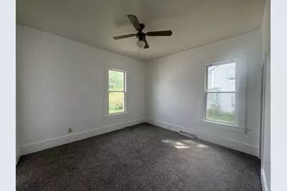302 Oak Street, Earlville, IL 60518 - Photo 13